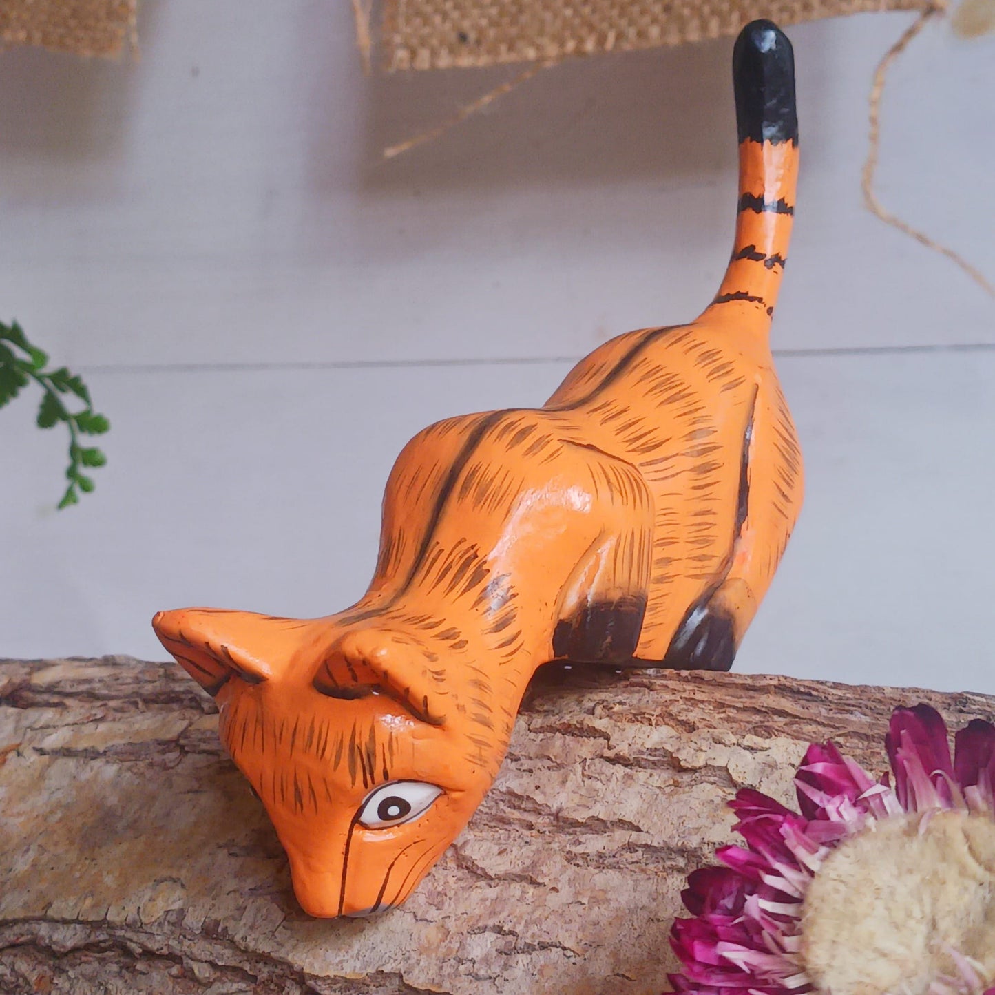 Small Natural Wood Shelf Cat | Ginger