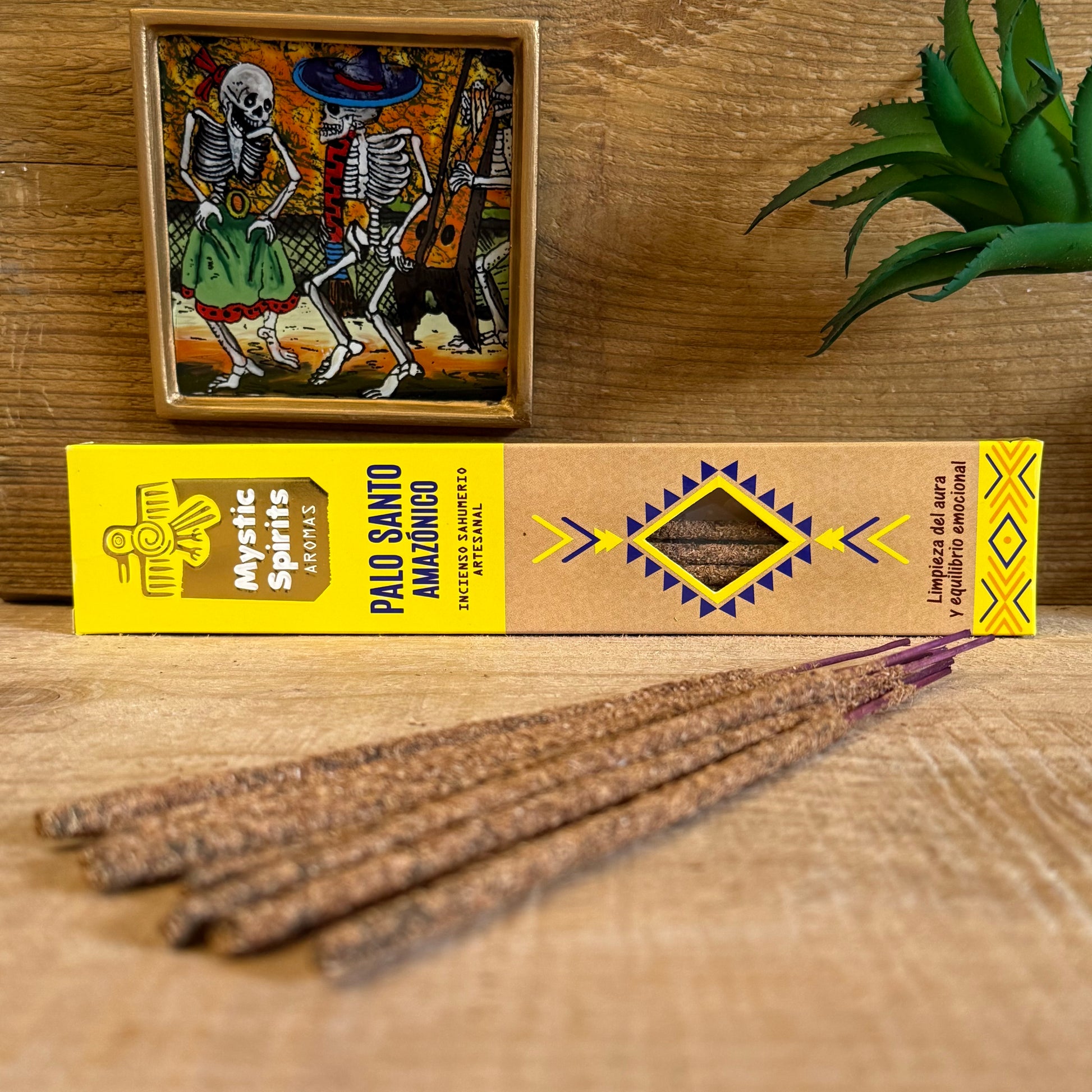 Enter the heart of the rainforest with Mystic Spirits Amazonian Palo Santo, a sacred wood revered by shamans and healers of South America. Each stick carries the essence of the Amazon, where Palo Santo has been used for centuries in cleansing rituals, ceremonies, and healing practices.