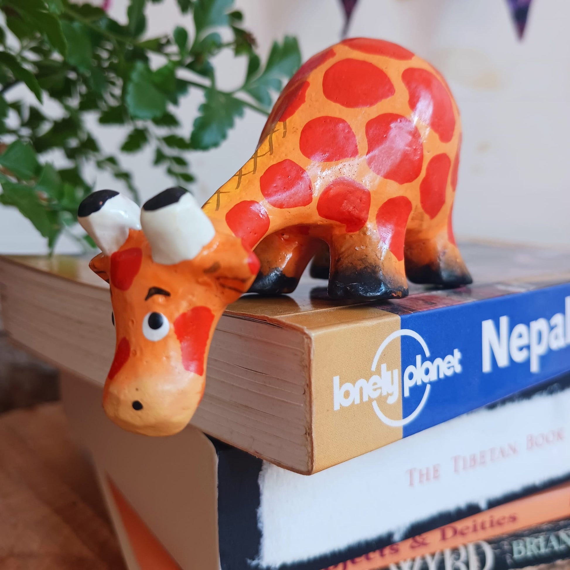 Small Natural Wood Shelf Giraffe