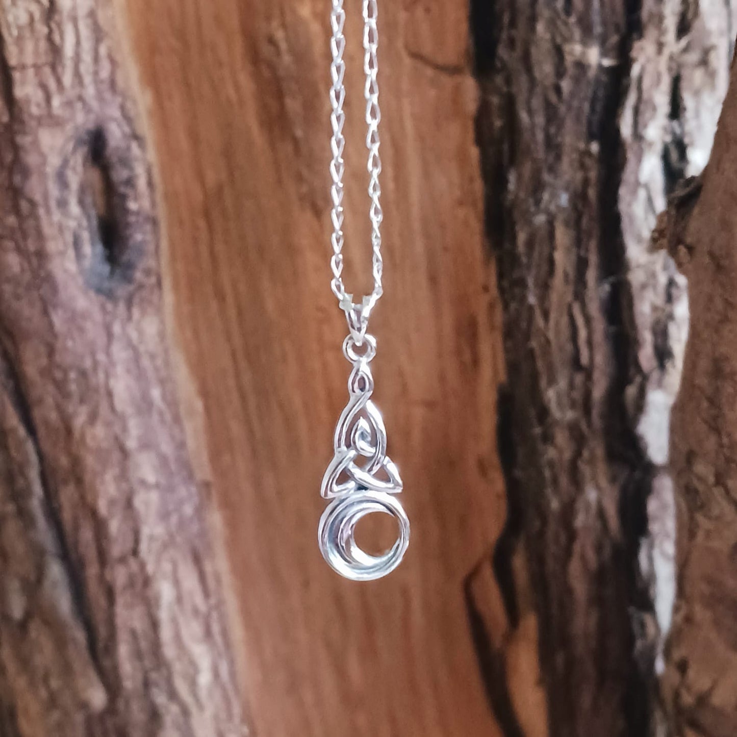 Sterling Silver Celtic Moon Pendant & Chain