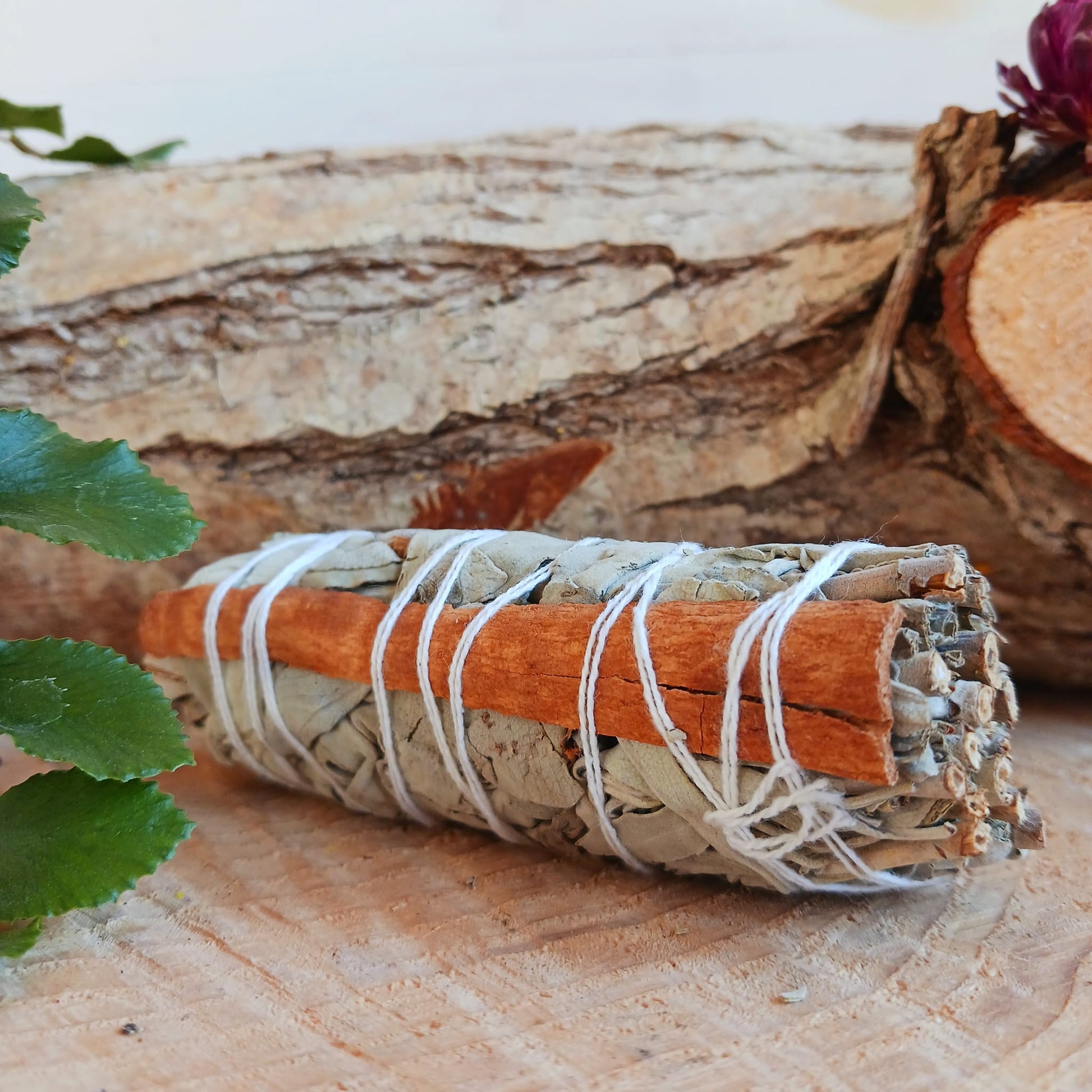 Smudge Stick | White Sage & Cinnamon 10 cm