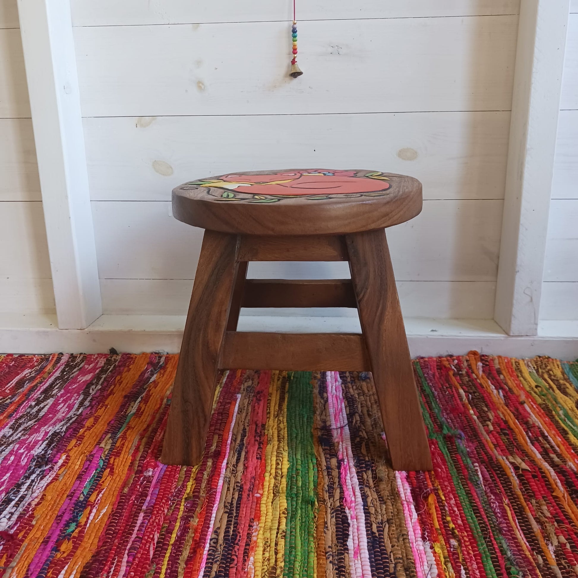 Sleeping Fox Stool Mango wood Stool