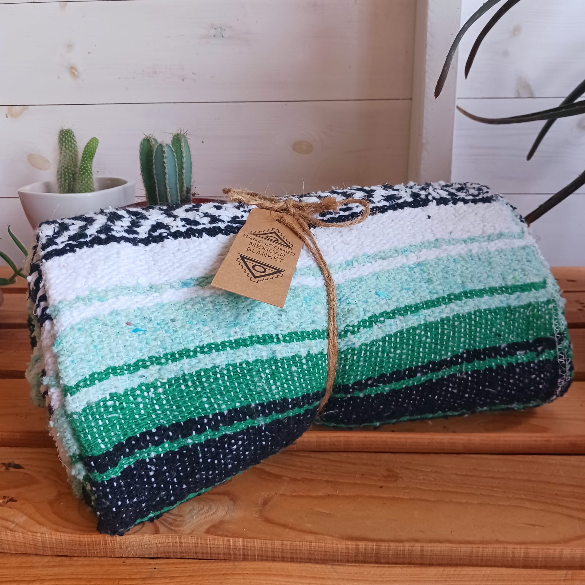 Mexican Falsa Blanket | Traditional hand loomed Tea Green   120cm × 185cm