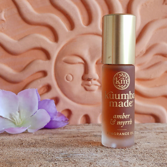 Kuumba Made Amber &amp; Myrrh Fragrance Oil is a deep, resinous blend rooted in ancient ritual and spiritual tradition. Warm amber brings a soft, golden sweetness, while sacred myrrh adds earthy depth and quiet mystery. 