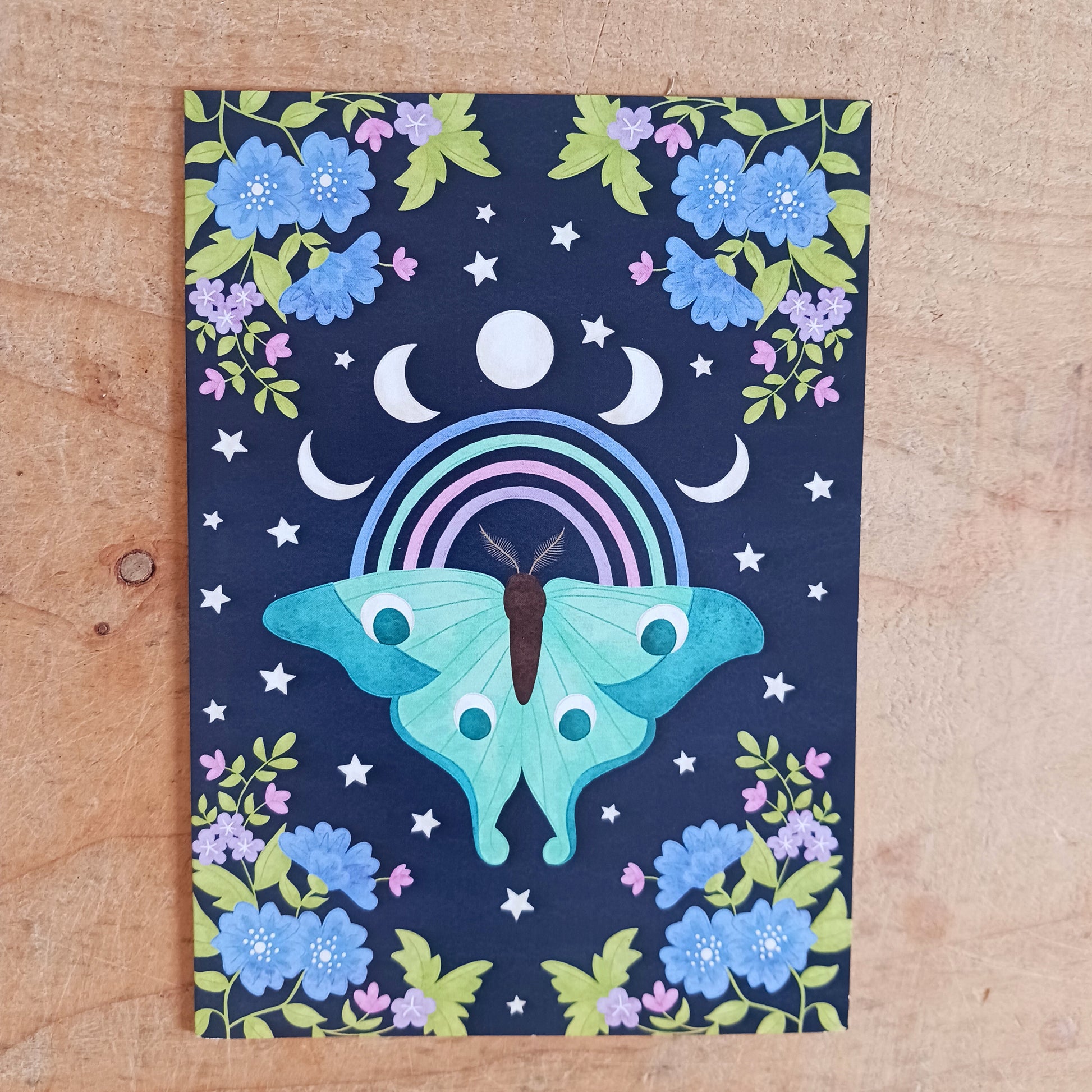 Lunar moth greetings card for all occasions. The card is blank inside for you to write your own message. The card comes with an illustrated envelope. Each card also has faint artwork inside.