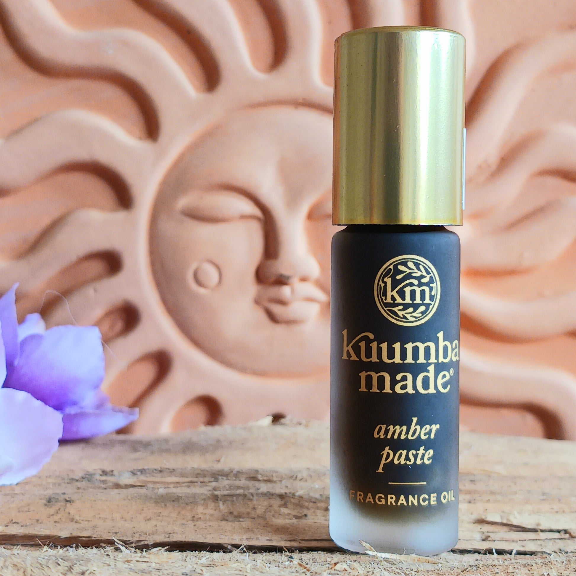 Discover the warm, sensual aroma of Kuumba Made Amber Paste, a highly concentrated oil-based fragrance with an alluring blend of amber resin, spicy nutmeg, fresh pine and sweet honey. Soft, rich and distinctive, this captivating fragrance is designed to relax the mind while delighting the senses.