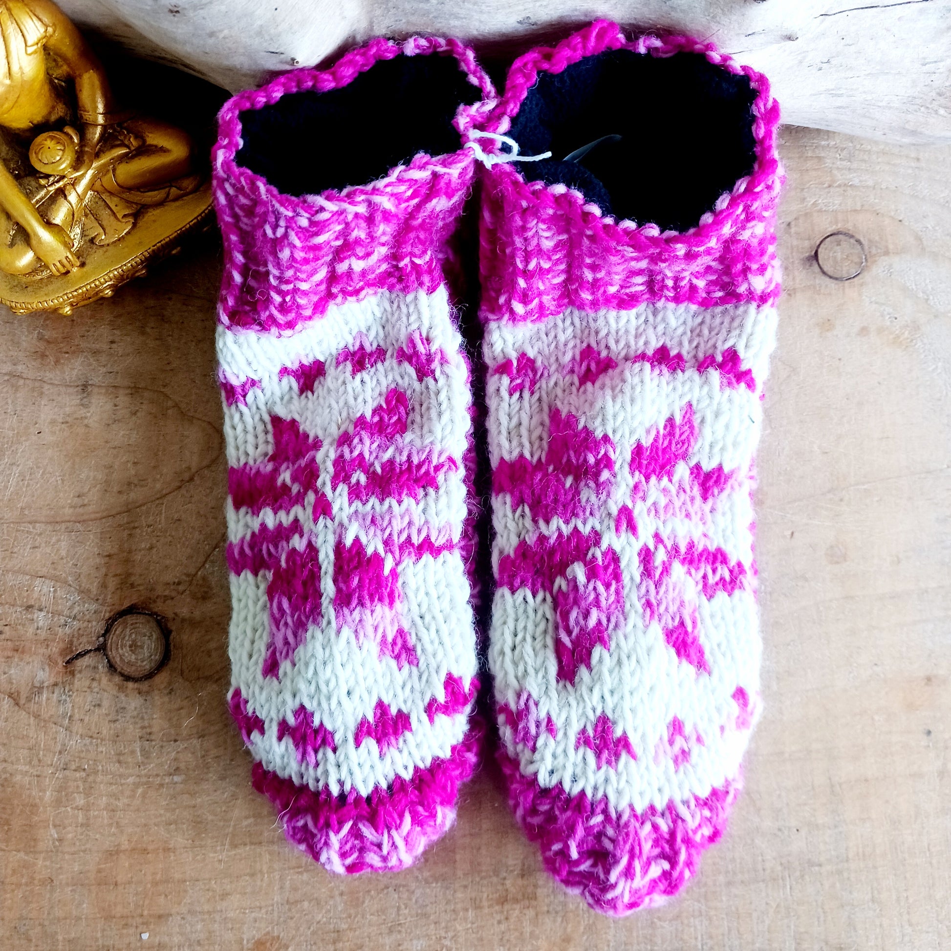 Stay warm, cosy, and effortlessly stylish with our Patterned Short Slipper Socks. Designed with vibrant, eye-catching patterns, these socks bring a cheerful pop of colour to your everyday loungewear while keeping your feet snug and comfortable.