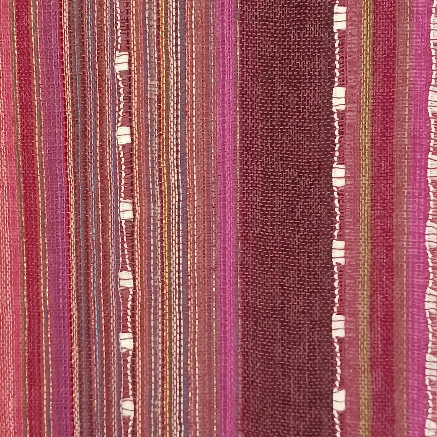 Immerse yourself in the alluring world of bohemian fashion with this delicate Indian Boho Scarf. These scarves capture the essence of India's free-spirited charm, infusing a Boho vibe into your attire. 