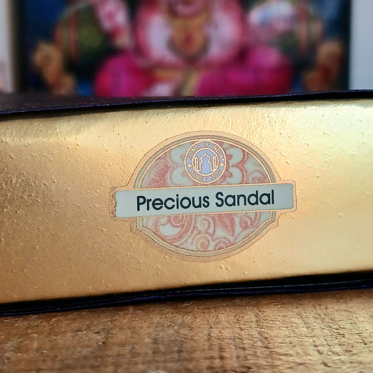 Experience the timeless beauty of rose with Song of India Natural Solid Sandalwood Fragrance Cream. Crafted using traditional Ayurvedic methods, this long-lasting aroma cream is made from pure Sandalwood essential oils extracted from flowers, roots, and wood.