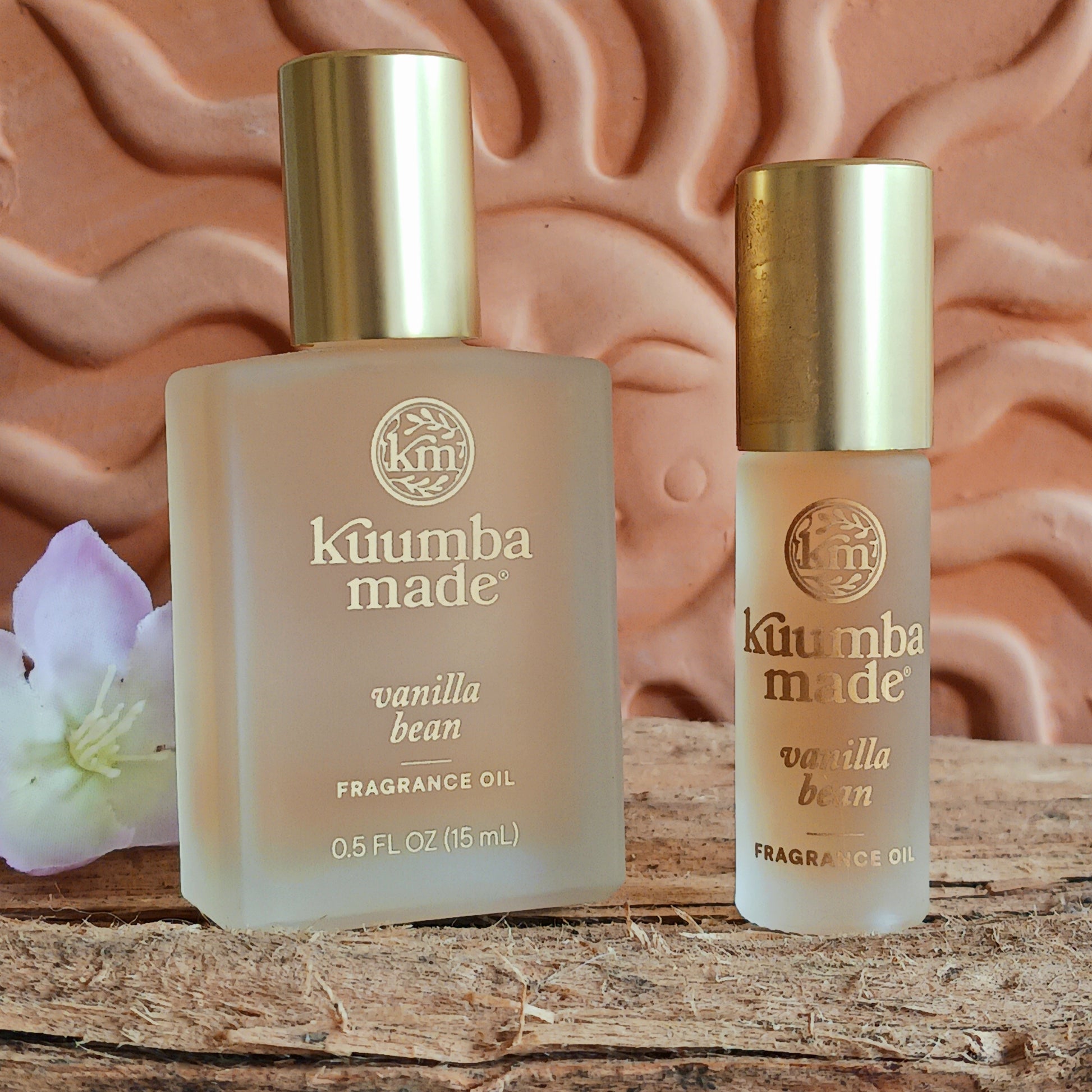 Kuumba Made Vanilla Bean Fragrance Oil is a warm, comforting scent that balances sweetness with calm. Inspired by the rich pods of the vanilla orchid, this fragrance feels both familiar and deeply grounding.