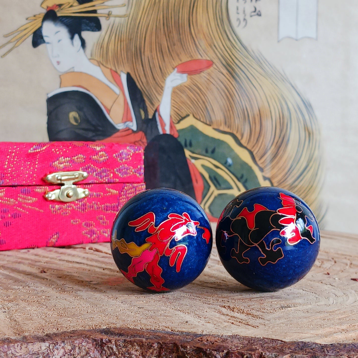 Enhance relaxation, hand strength, and mindfulness with these Dragon &amp; Phoenix 3.5&nbsp;cm Baoding Health Balls. Traditionally used in Chinese wellness practices, these beautifully finished chrome-plated steel balls are designed to gently rotate in your hands, helping stimulate pressure points, improve finger flexibility, and encourage relaxation.