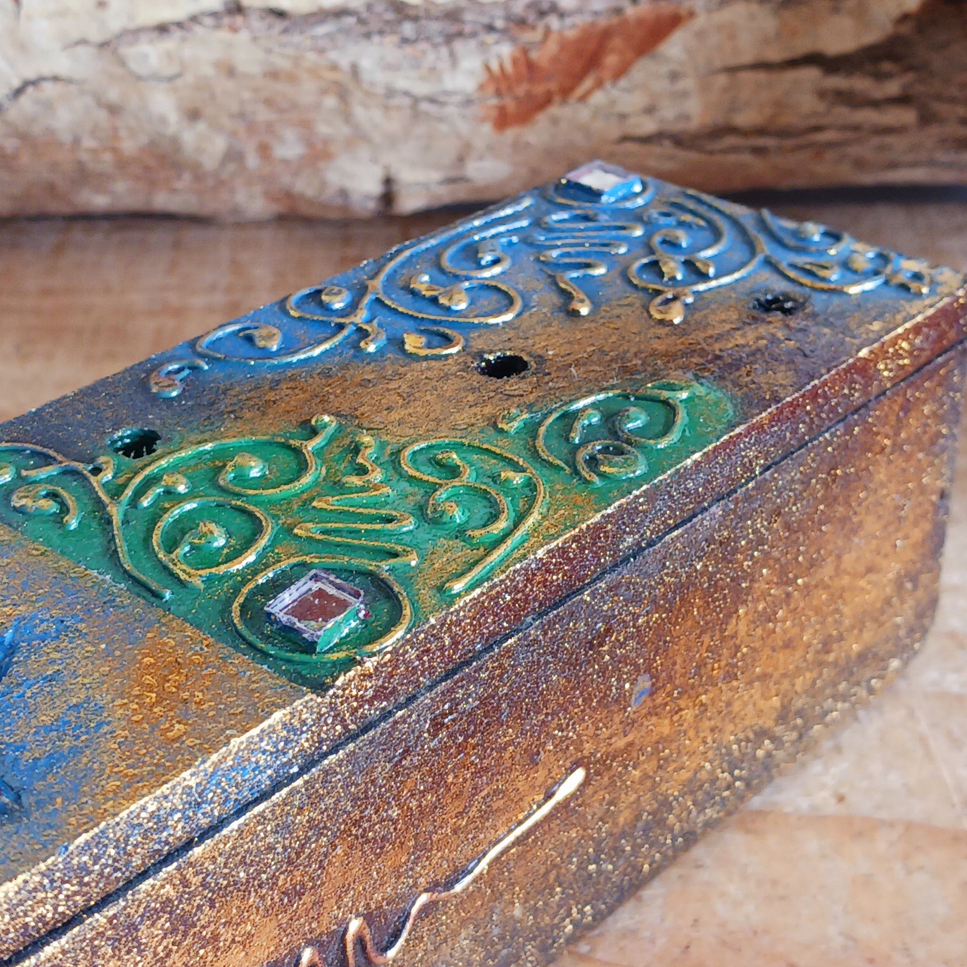 This unique incense stick holder is perfect to catch the ash from your favourite incense. It has been handmade from responsibly sourced wood, skillfully carved and decorated with a centre OM symbol.
