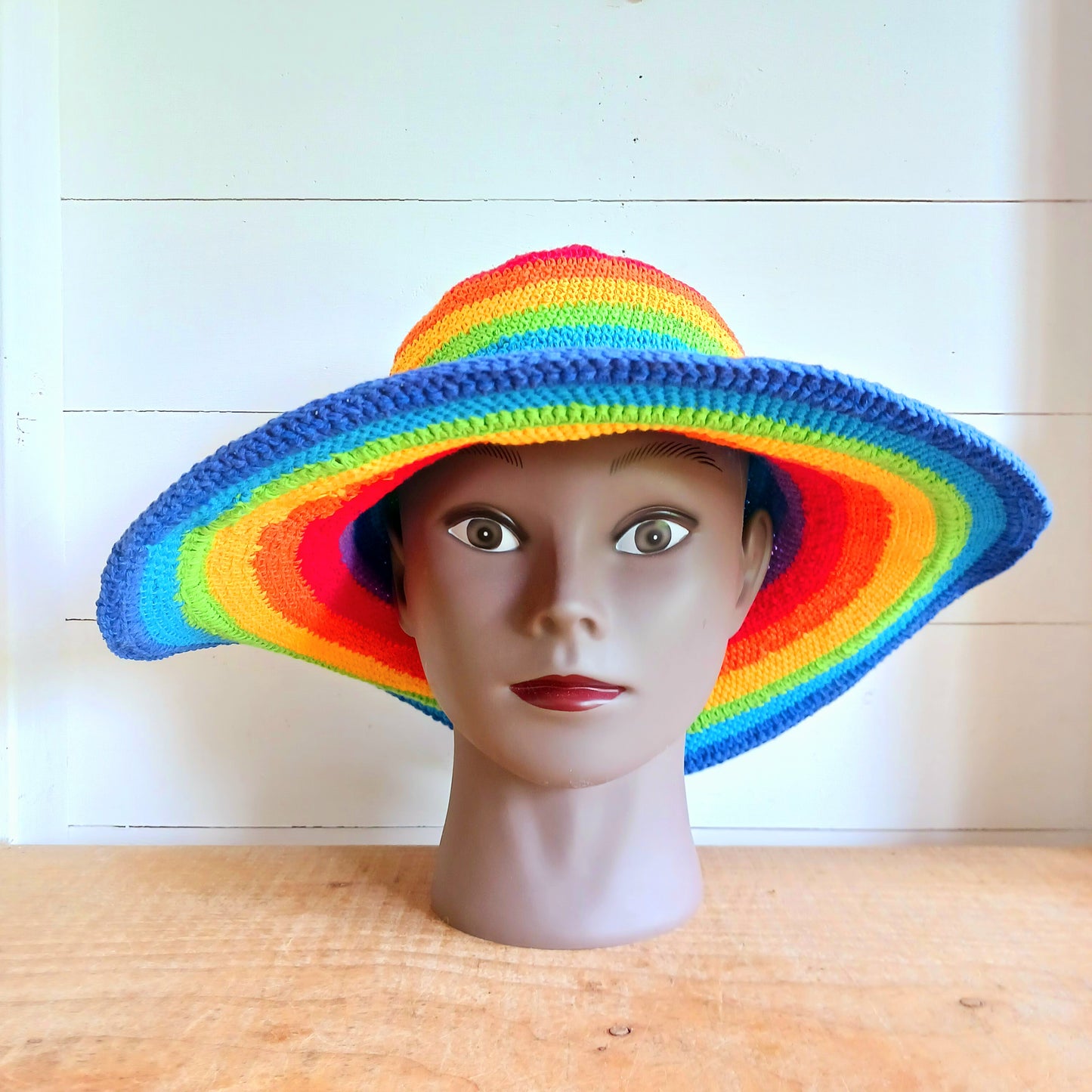 Brighten up your summer with this vibrant handmade crochet cotton sun hat! Featuring a stunning rainbow pattern, this unique hat is perfect for holidays, beach days, and festivals.