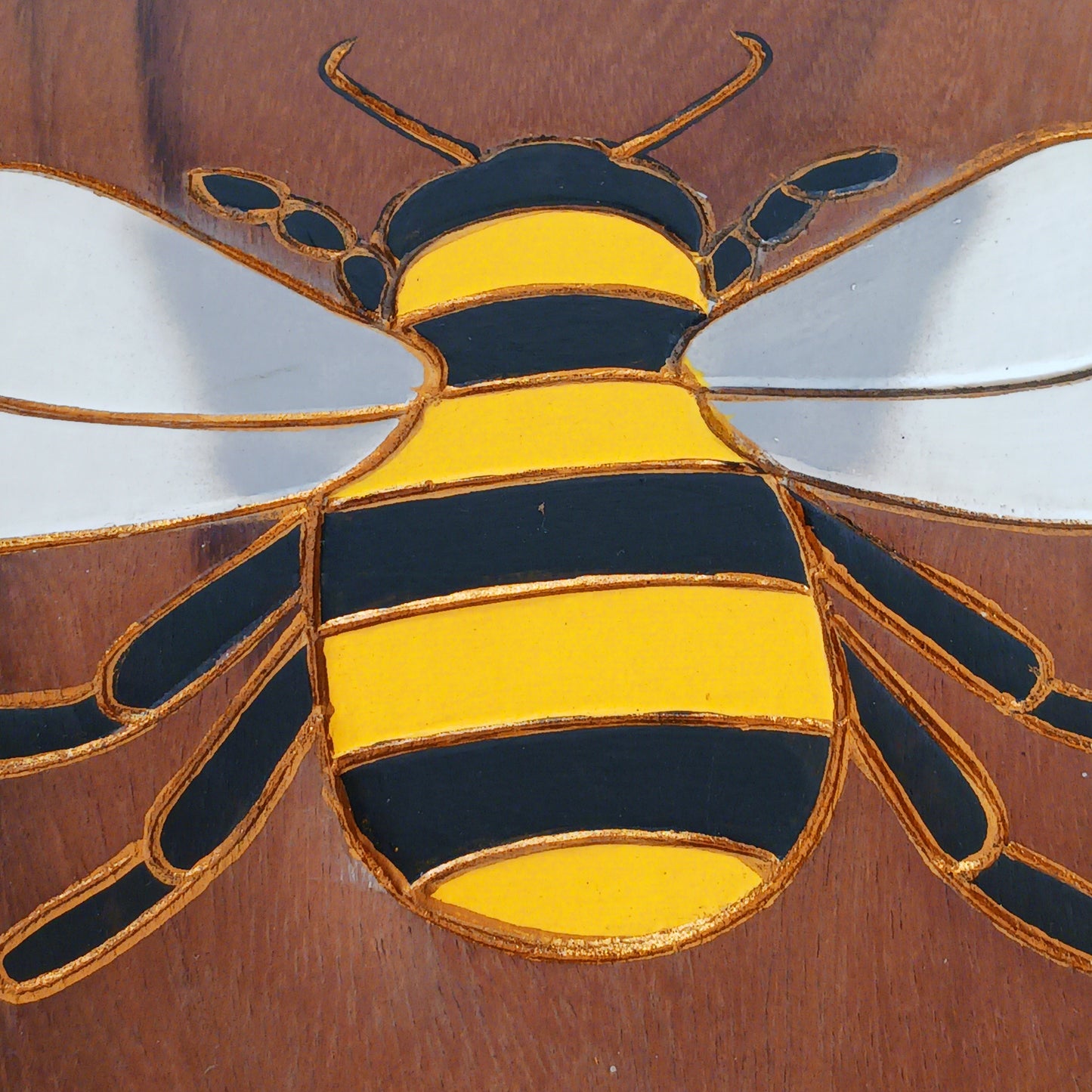 Bring a cheerful touch of handmade charm to your home with this beautiful Fairtrade carved wooden bumble bee stool, lovingly handcrafted and painted by skilled artisans in Thailand.