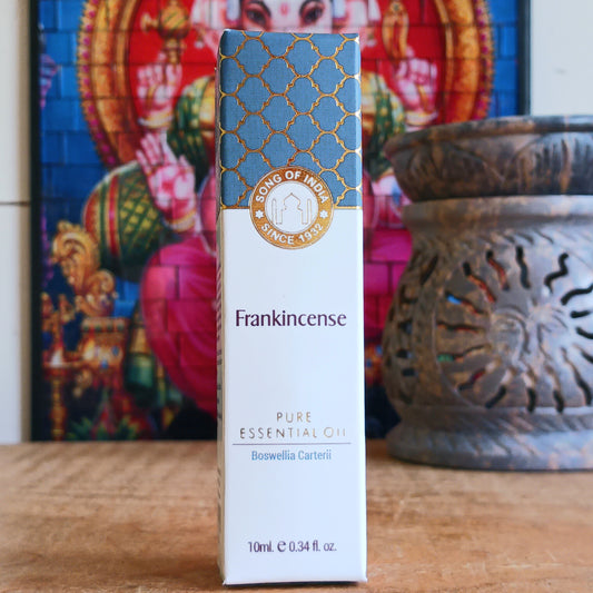 Discover the calming and restorative power of Song of India Pure Frankincense Essential Oil. Expertly crafted from ethically sourced botanical ingredients, this premium essential oil delivers a sweet, fruity, warm, and woody aroma that promotes relaxation, peace, and overall wellbeing.