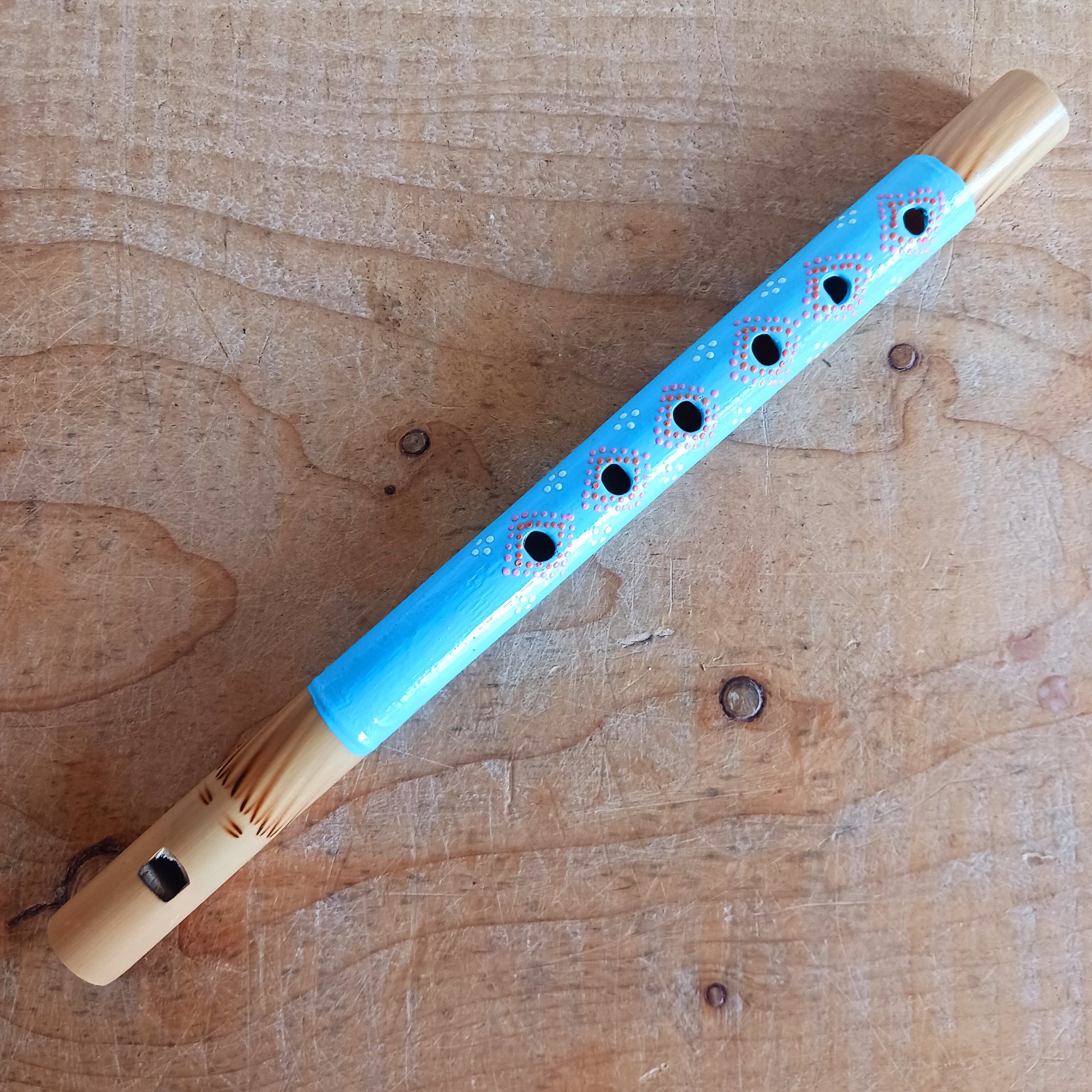 Introduce your little ones to the joy of music with these handcrafted pastel bamboo flutes. Available in three pretty colours, these fair trade instruments are an affordable and eco-friendly way to spark creativity, encourage musical play, and provide a delightful alternative to screen time. Each flute is carefully made from natural bamboo and hand-painted by skilled artisans, making every piece unique. Perfect as a gift or as a fun addition to your child’s toy collection.