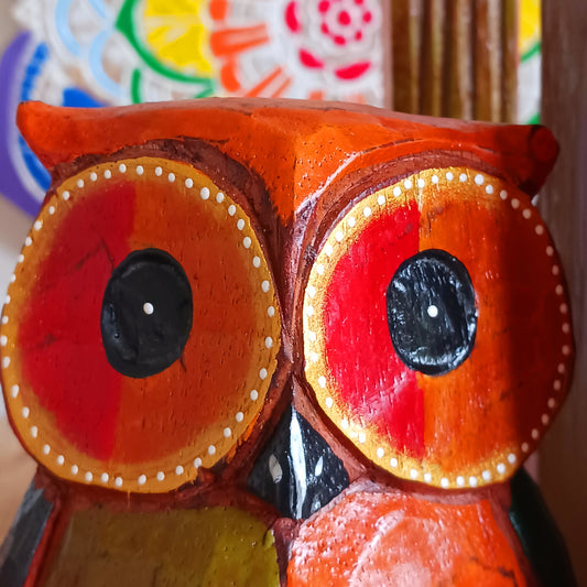 Add a touch of fun and charm to your bookshelf with these beautifully hand painted wooden owl bookends. These lovely bookends are designed to keep your books neatly organised, and the owls feature intricate detailing and colour that will bring personality and warmth to any space in your home.