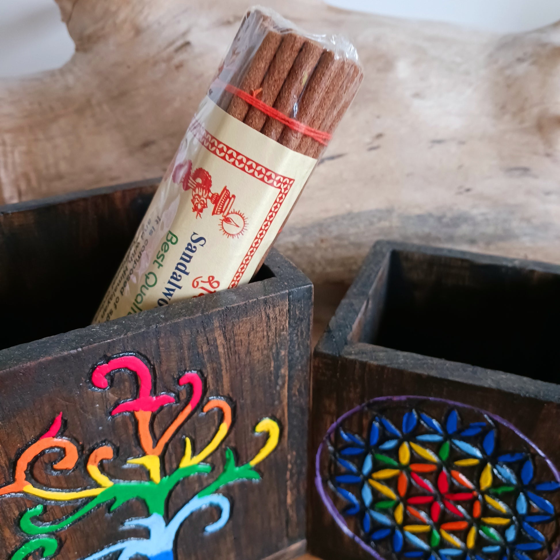 Add a burst of colour and joy to your space with this Hand Painted Tree and Flower of Life Wooden Pots Set, handmade in Indonesia and Fairtrade certified. Each pot is carefully painted by skilled artisans, making every set unique and full of character.
