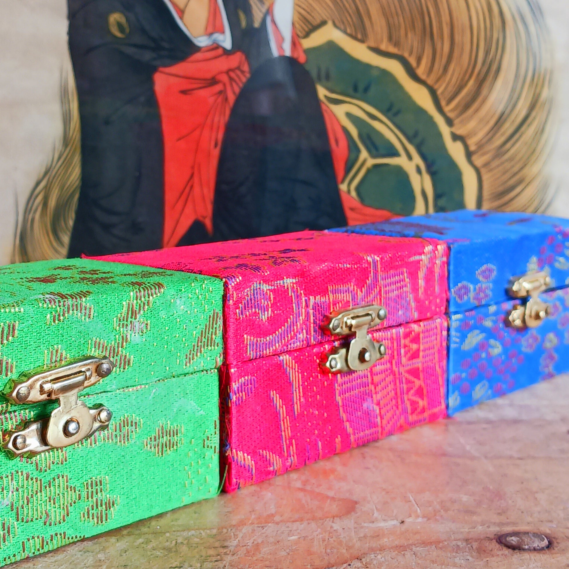 Boost hand flexibility and focus with Chinese Health Balls. Includes 2 chime balls in a silk brocade box. Ideal for relaxation, therapy, and energy balance.