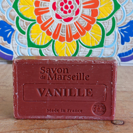 Indulge your skin with our Natural Marseille Vanilla Soap, handcrafted in the heart of Provence by artisans at Le Chatelard’s workshops in St Auban sur Ouvèze, France. Infused with pure vanilla essence, this luxurious soap combines the soothing power of coconut oil, the nourishing softness of olive oil, and the deep moisturizing benefits of sweet almond oil.