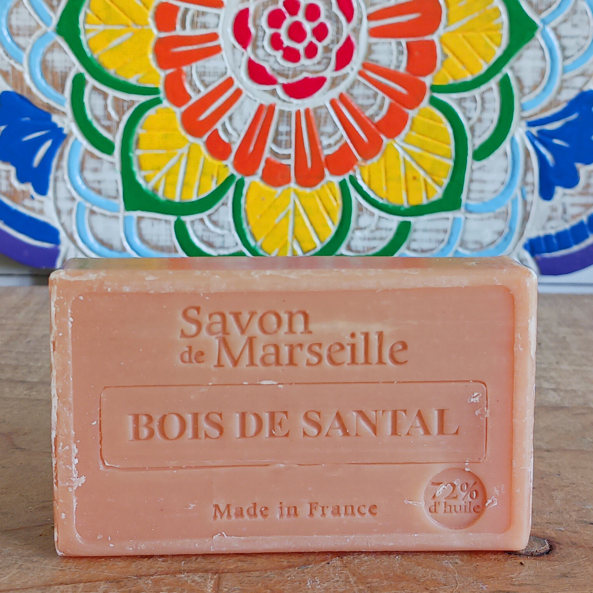 Completely natural and chemical-free, our soap contains no palm oil, preservatives, parabens, animal fats, antioxidants, glycol ethers, PEG, or petrochemical derivatives. It’s cruelty-free and ideal for those who seek purity in their skincare routine.