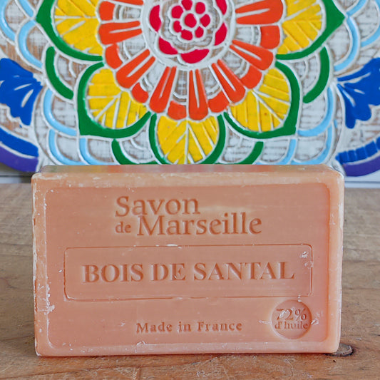 Completely natural and chemical-free, our soap contains no palm oil, preservatives, parabens, animal fats, antioxidants, glycol ethers, PEG, or petrochemical derivatives. It’s cruelty-free and ideal for those who seek purity in their skincare routine.