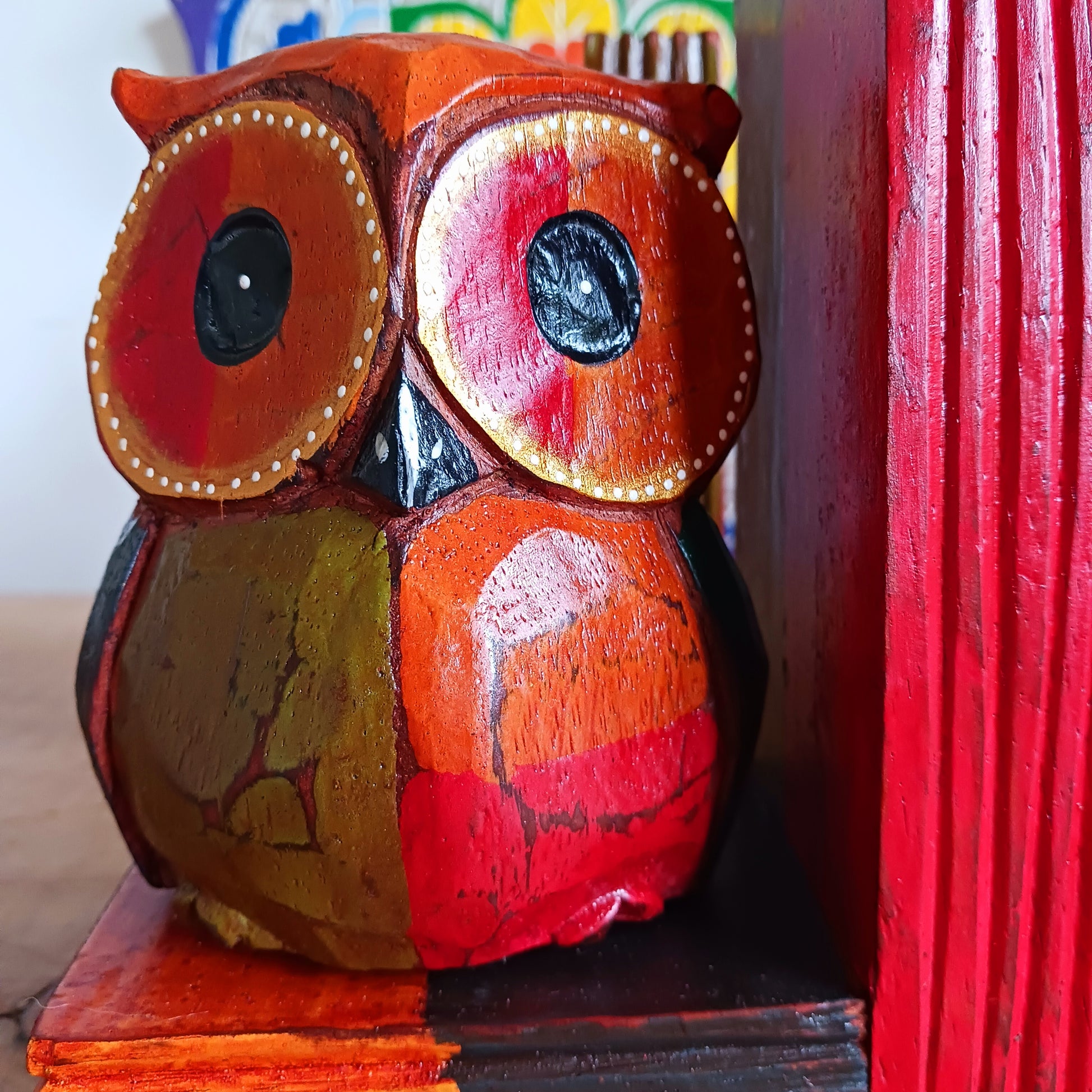 Add a touch of fun and charm to your bookshelf with these beautifully hand painted wooden owl bookends. These lovely bookends are designed to keep your books neatly organised, and the owls feature intricate detailing and colour that will bring personality and warmth to any space in your home.