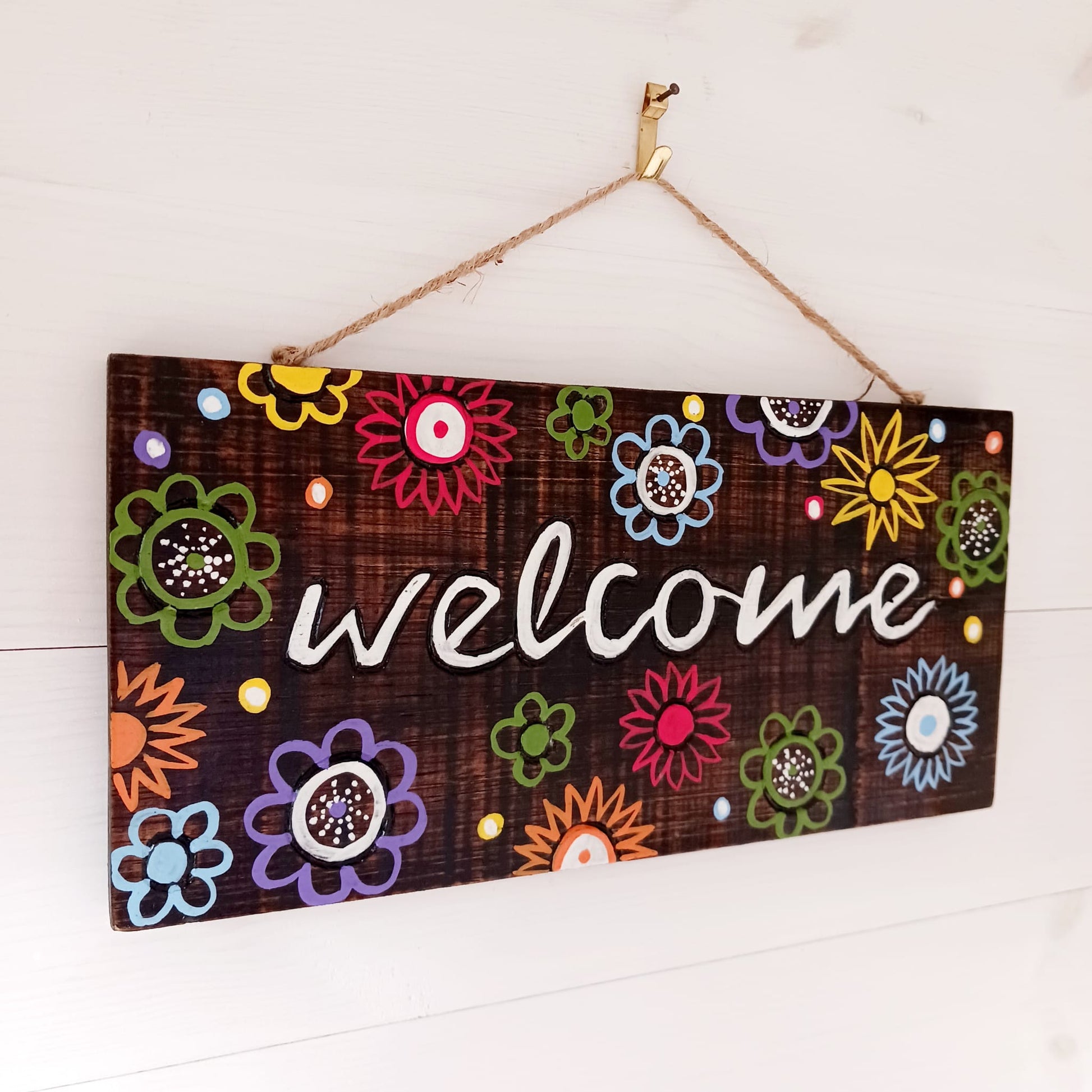 Welcome Plaque wooden Sign | Front door welcome sign with flowers