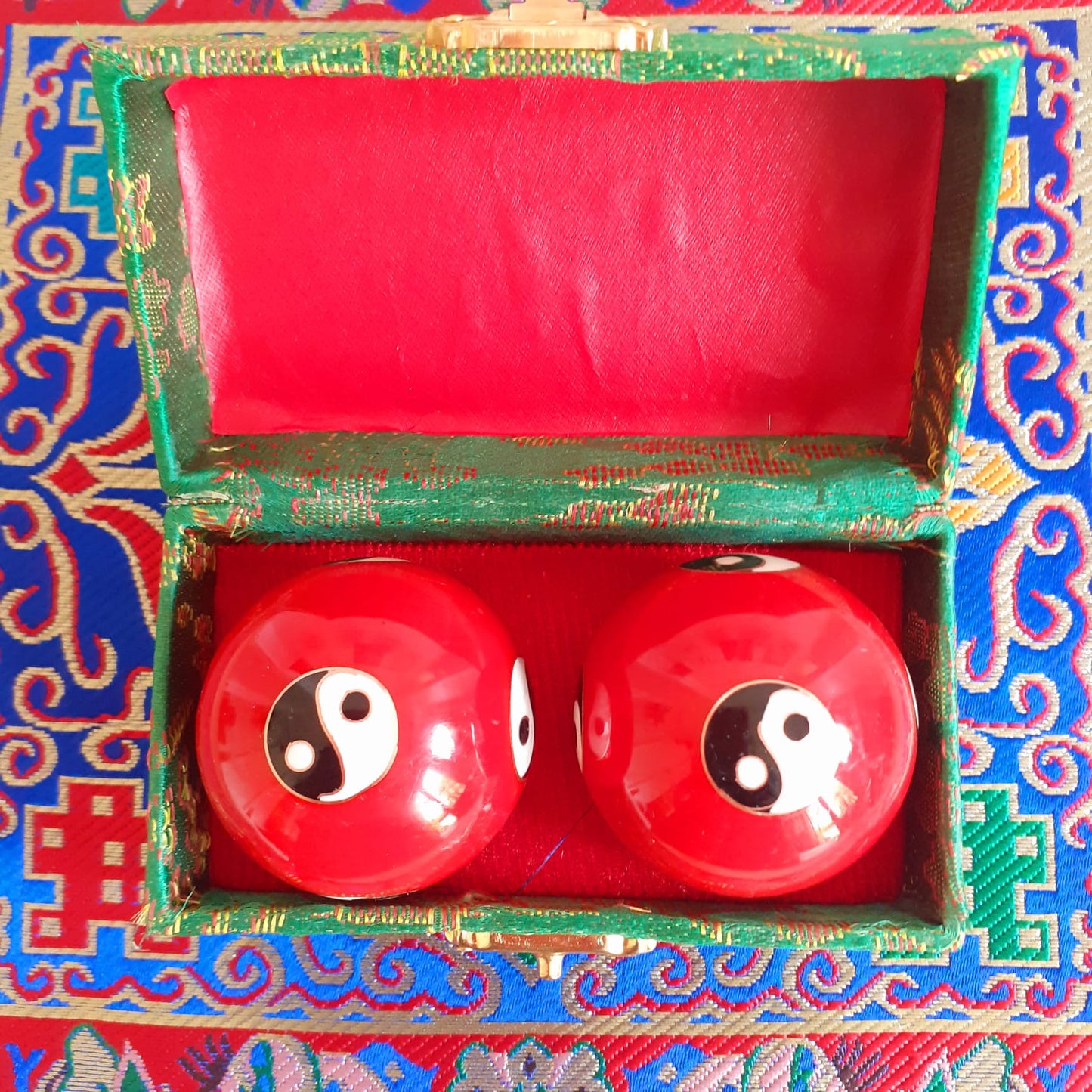 Chinese Baoding Balls | Health Balls Yin Yang red 4cm