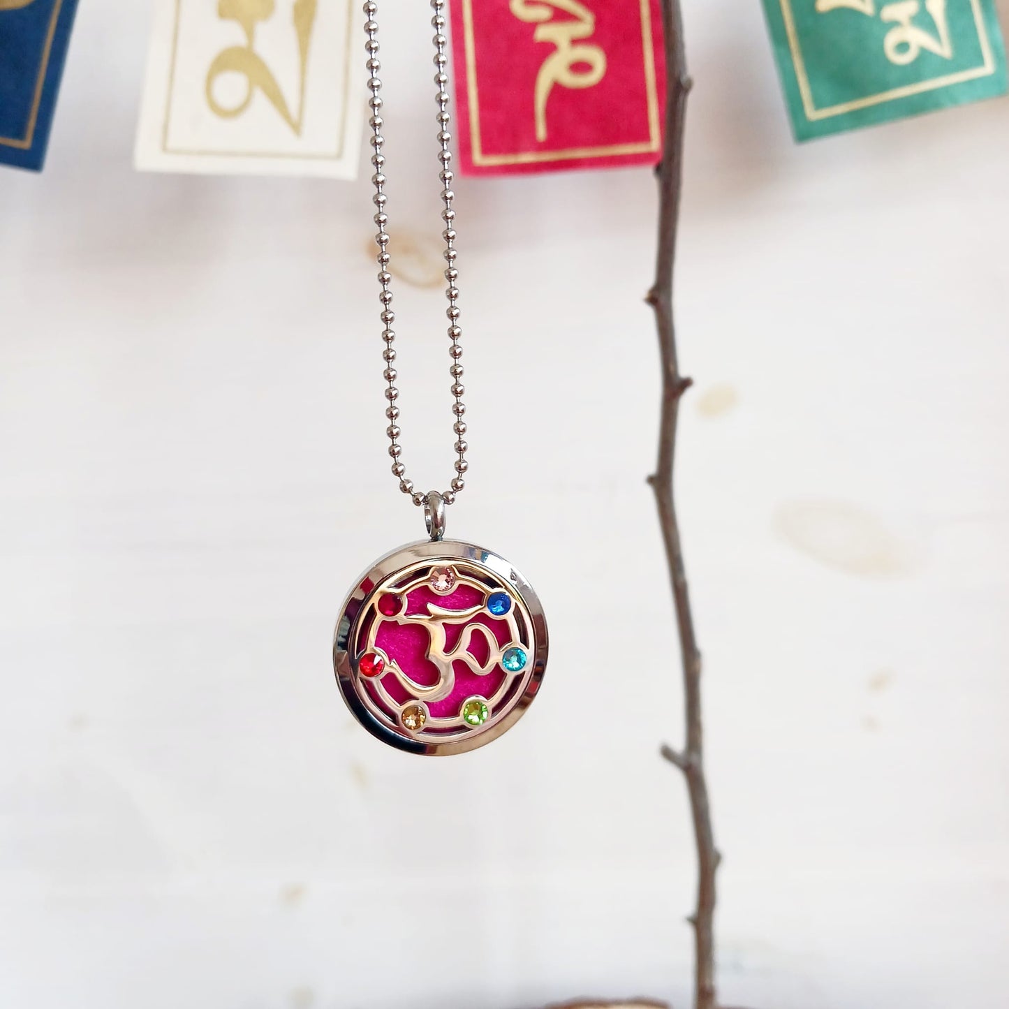 Aromatherapy Jewellery Necklace | Om Chakra 30mm