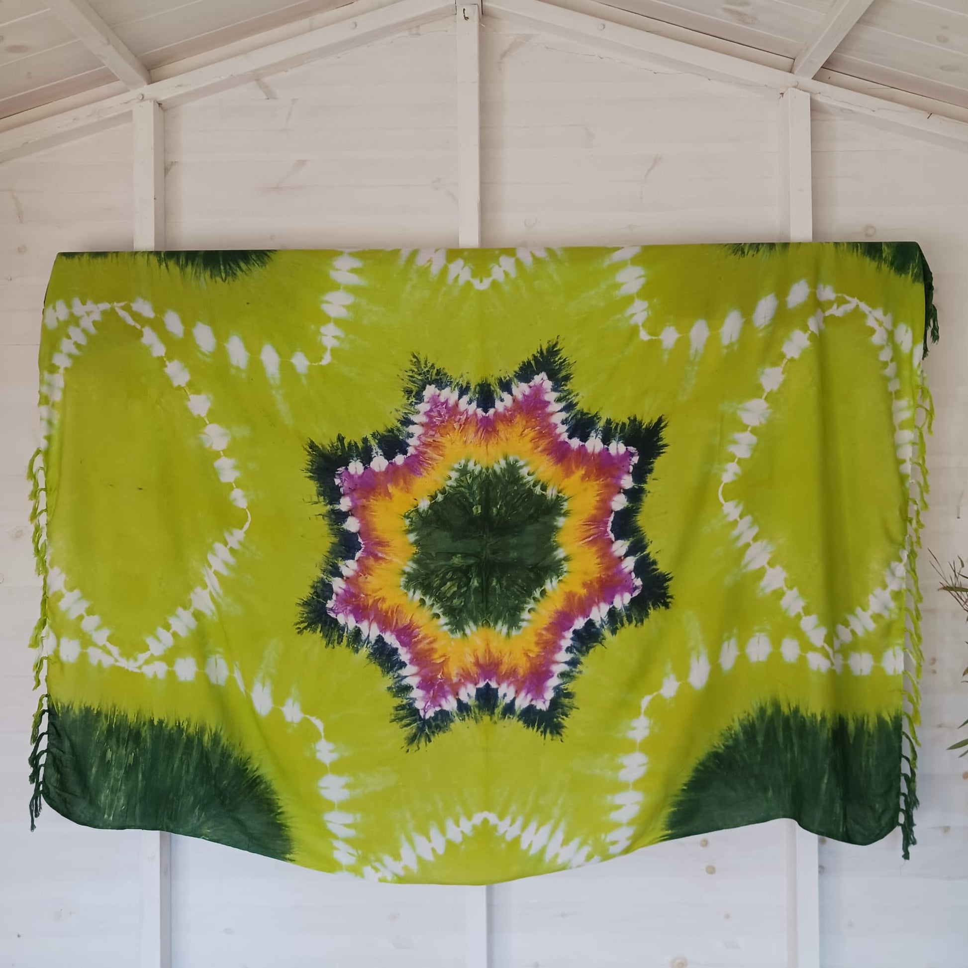 Star Tie Dye Sarong | Beach wrap cosmic Green