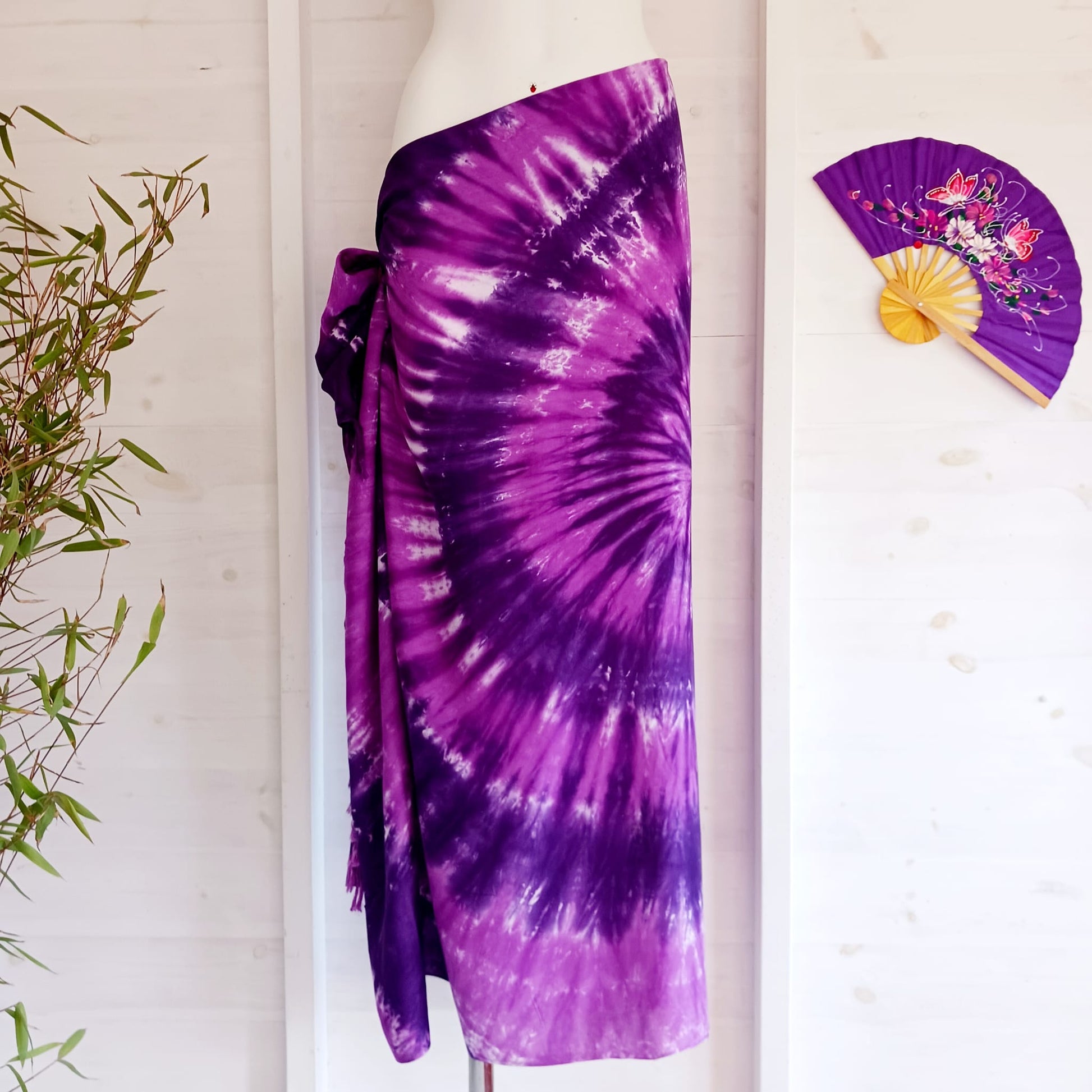 Tie Dye Spiral Nebula Sarong | Beach wrap Purple